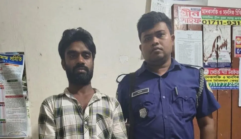 বানারীপাড়ায় ইয়াবা ও গাঁজাসহ মাদক কারবারি গ্রেপ্তার